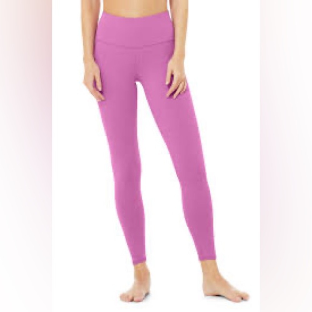 Alo electric violet nwt size small